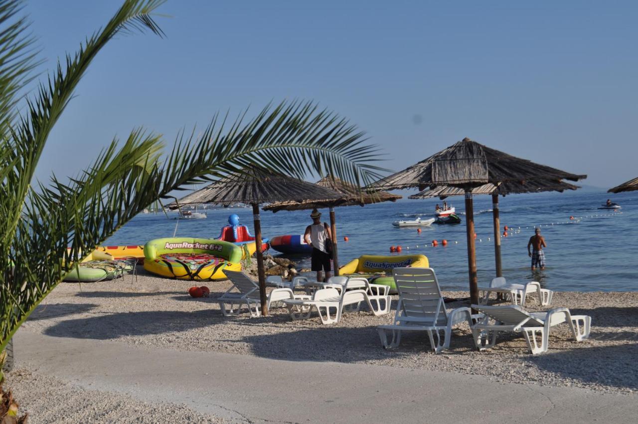 Familien Ferienhaus Vir Croatia 150M Strand Restaurant Einkaufen Exteriör bild